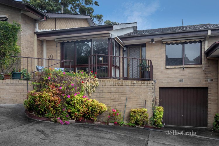 2 55 Yarrbat Avenue Balwyn 3103
