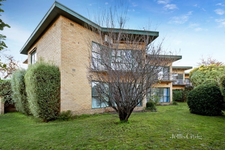 2 576 Glenferrie Road Hawthorn 3122