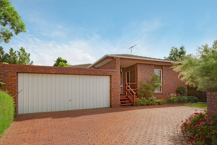 2/58 Broughton Road Surrey Hills 3127