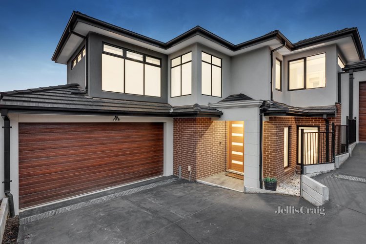 2 58 Larch Crescent Mount Waverley 3149