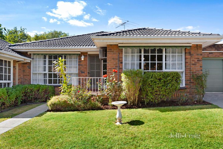 2 58 Windsor Crescent Surrey Hills 3127