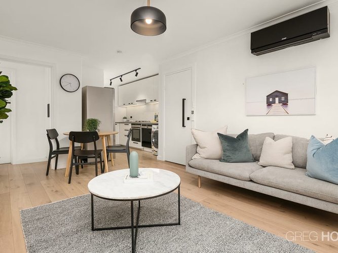 2 59 Carlisle Street St Kilda 3182