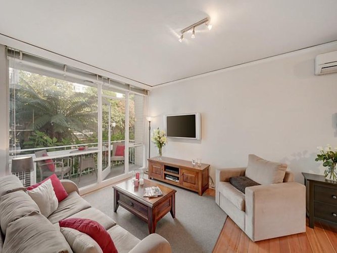 25 9 Lisson Grove Hawthorn 3122