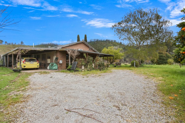 259 Sunny Point Road, Buchan
