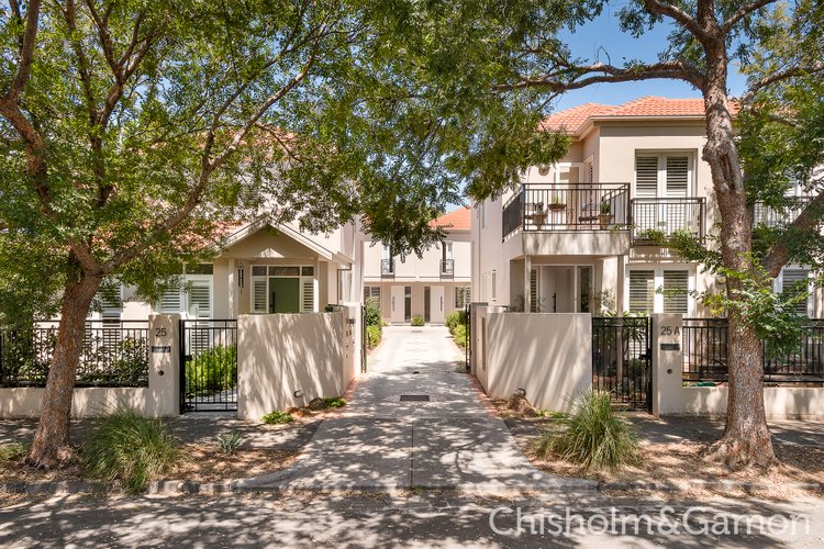 25C Thackeray Street Elwood 3184