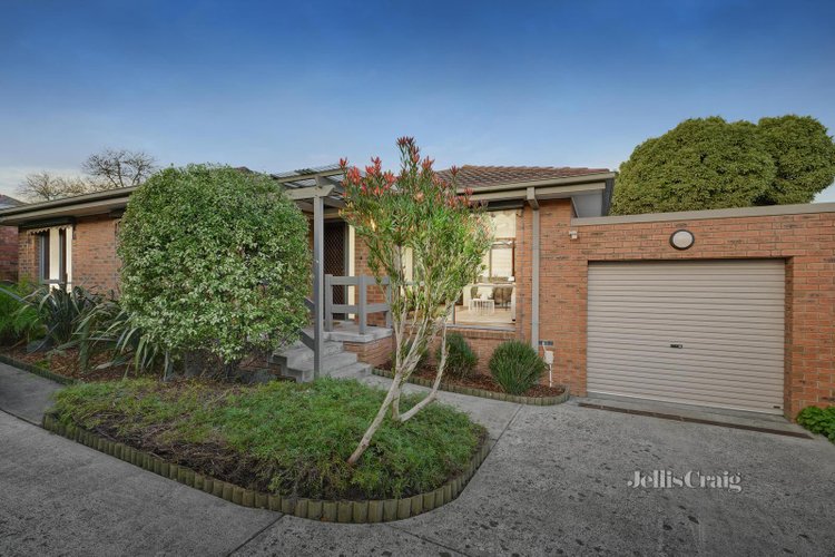 2 6 Angus Drive Glen Waverley 3150