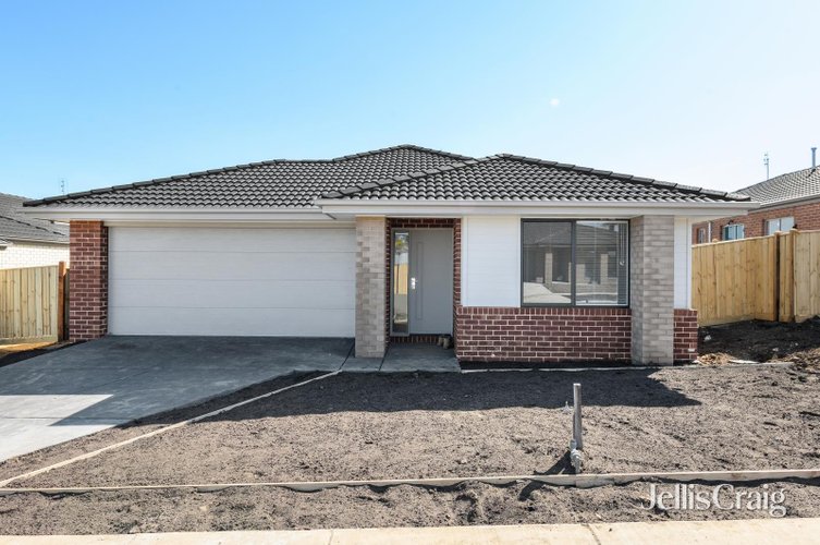 26 Banff Road  Winter Valley 3358