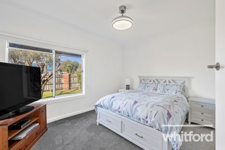 26 Barnfather Street, Thomson