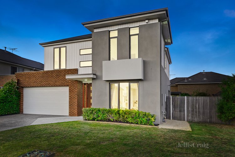 26 Brockhoff Drive Burwood 3125