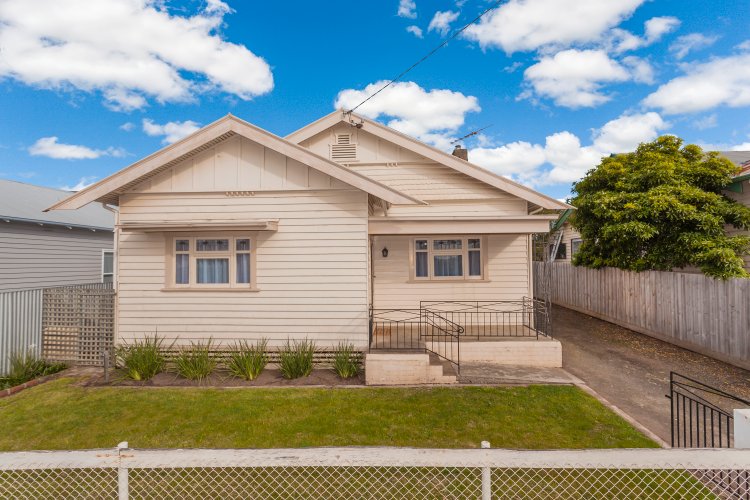 26 Cairns Avenue, Newtown