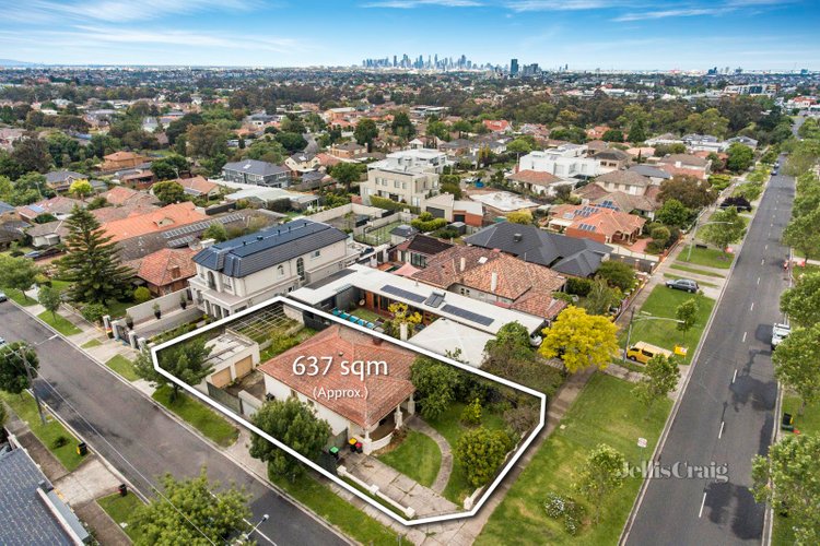 26 Carnarvon Road Strathmore 3041
