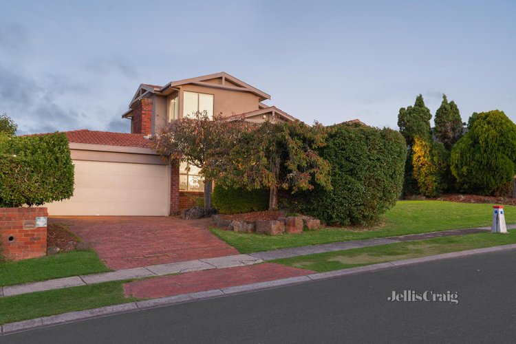 26 Dandallo Drive Eltham 3095