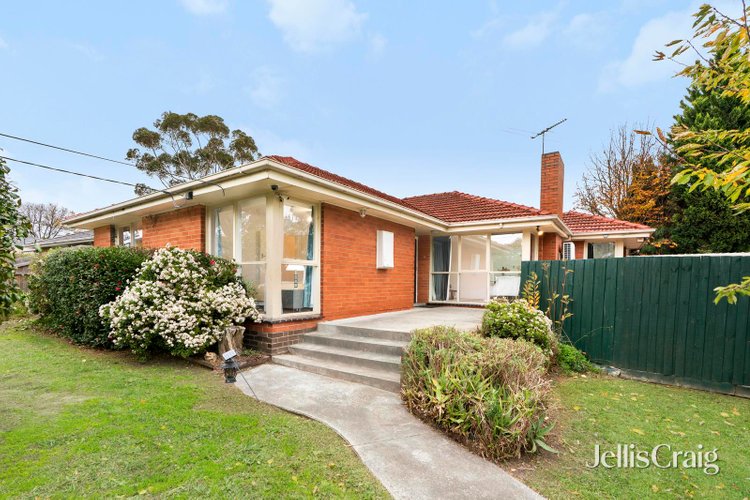 26 Denver Crescent Rowville 3178