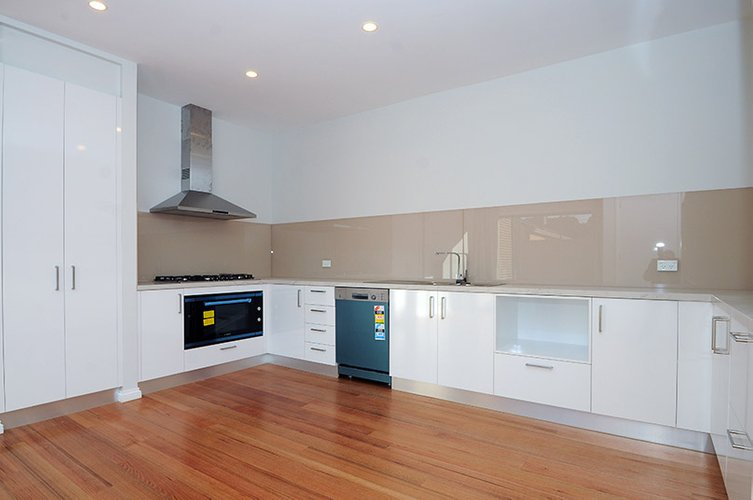 2/6 Fraser Street Glen Waverley 3150