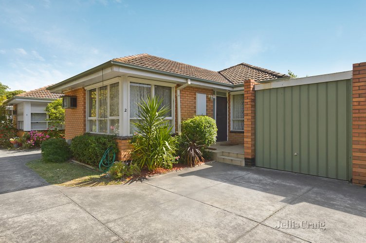 2/6 Garden Avenue Glen Huntly 3163