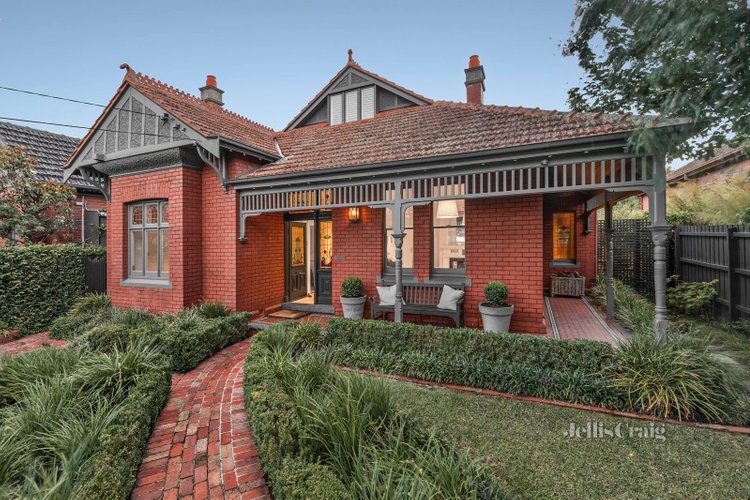 26 Glendearg Grove Malvern 3144