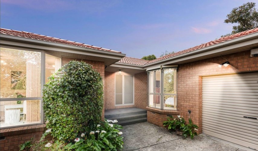 2/6 Olinda Street  Glen Waverley 3150