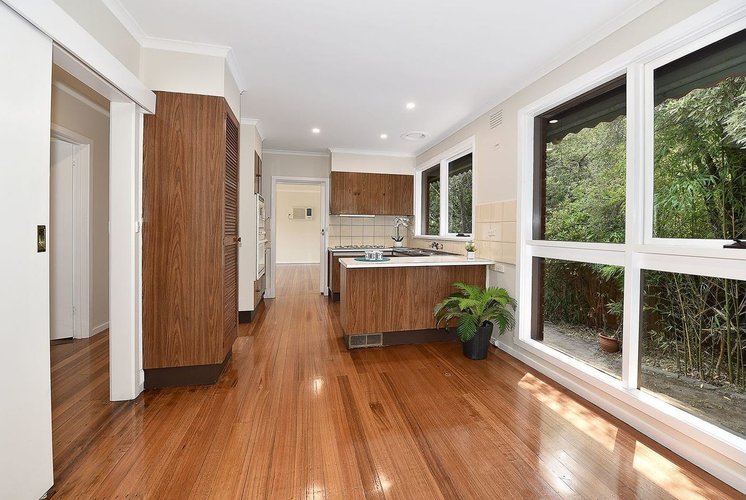 2/6 Rosaline Avenue Mount Waverley 3149