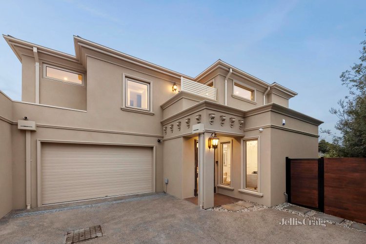 2 6 Tandara Avenue Doncaster 3108