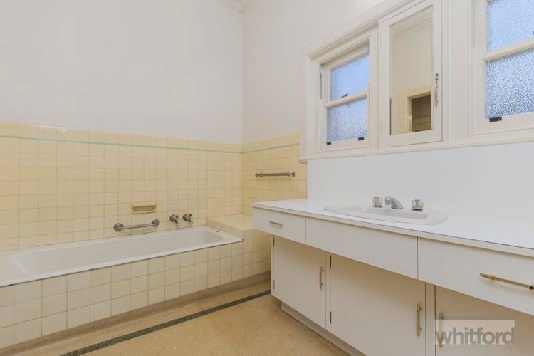 262a Pakington Street, Newtown