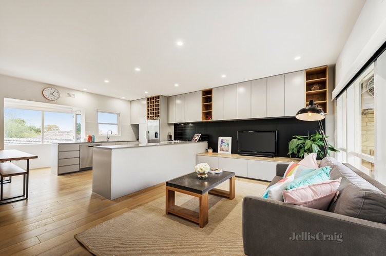 2/67 Wattle Valley Road Canterbury 3126