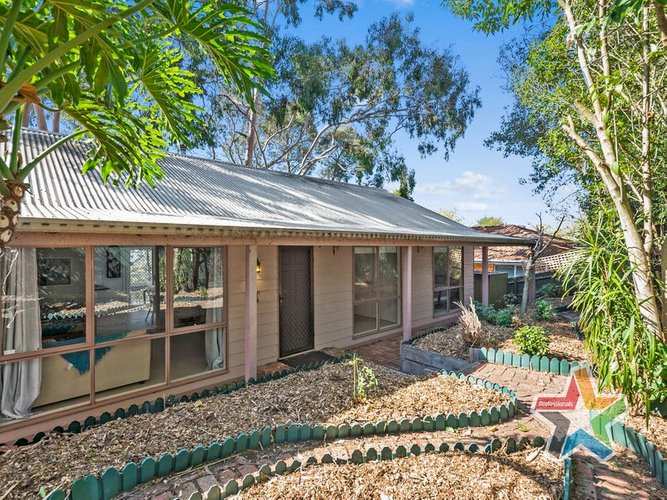 26A Felix Grove Mooroolbark 3138