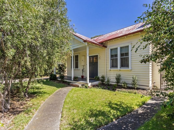 27 Acacia Street Box Hill 3128