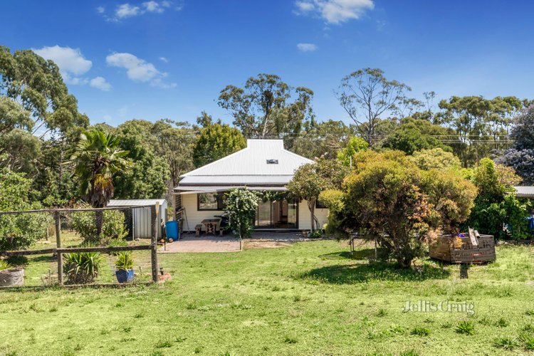 27 Adams Road Harcourt 3453