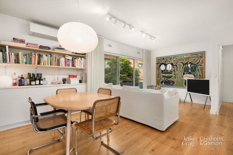 2 7 Addison Street Elwood 3184