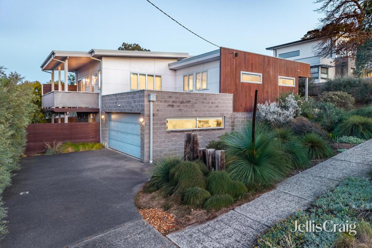 27 Albert Hill Road Lilydale 3140