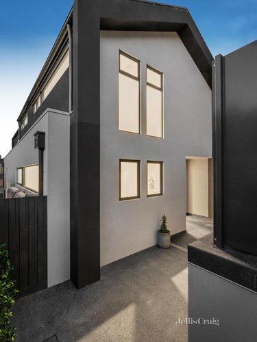 2 7 Allambee Avenue Camberwell 3124