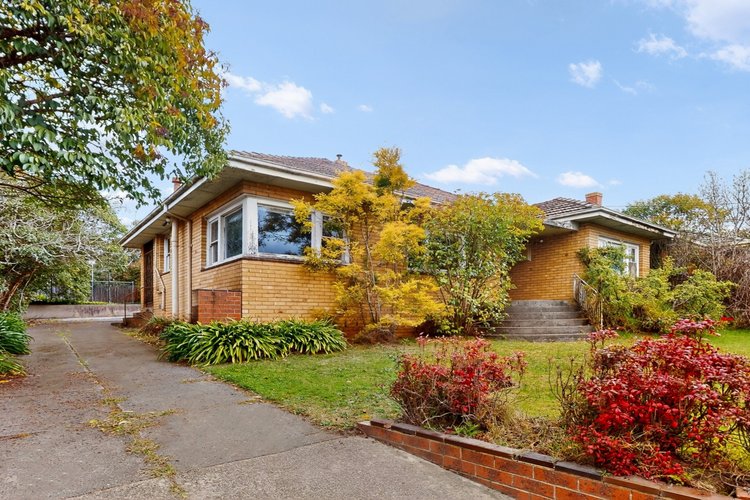 27 Banksia Street Eaglemont 3084
