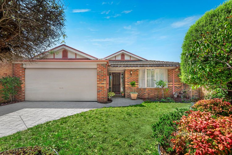 27 Bowen Crescent Burwood East 3151