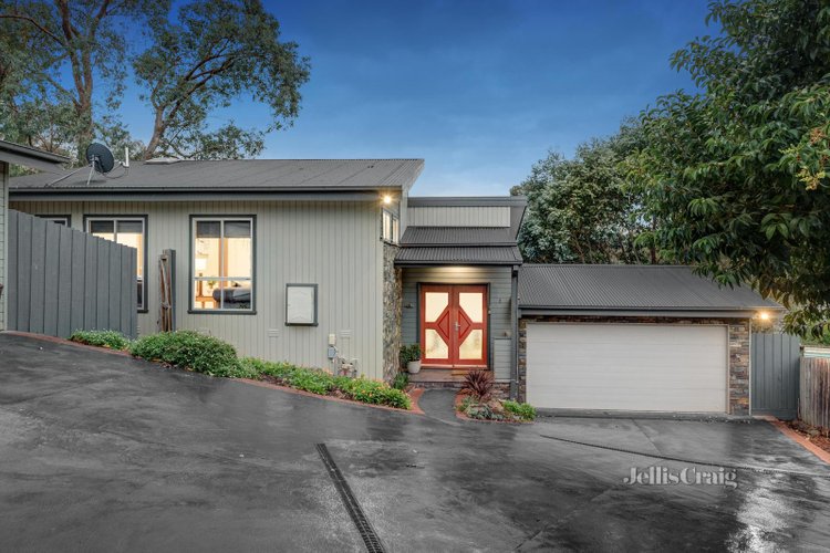 2 7 Brownes Crescent Eltham 3095
