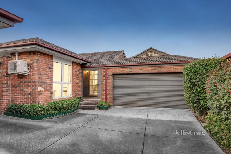 2 7 Church Street Burwood 3125