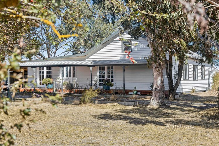 27 Deep Lead Lane Kyneton 3444