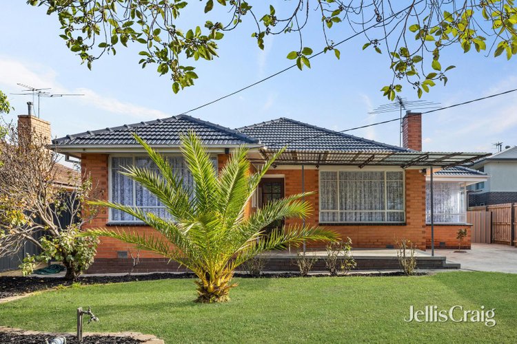 27 Glyndon Avenue St Albans 3021