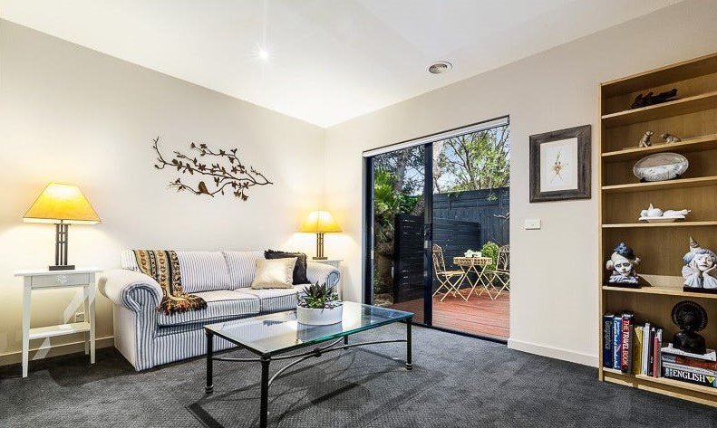 2/7 Gordon Street Bentleigh 3204