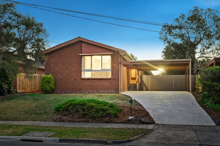 27 Highland Boulevard Ringwood 3134