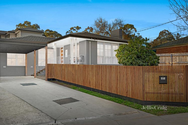 27 Highland Crescent Mooroolbark 3138