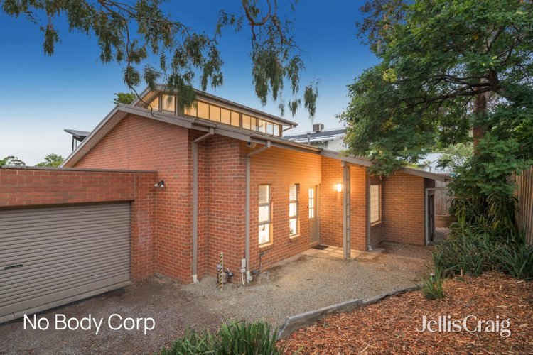 2 7 Homewood Street Nunawading 3131