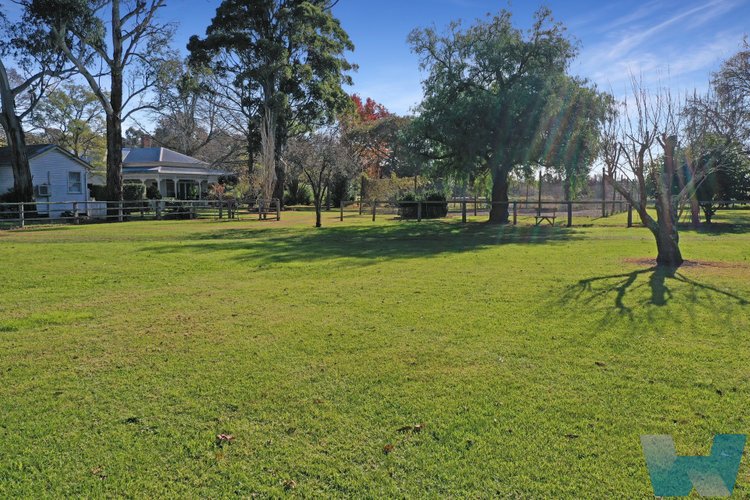 27 Jones Bay Drive, East Bairnsdale