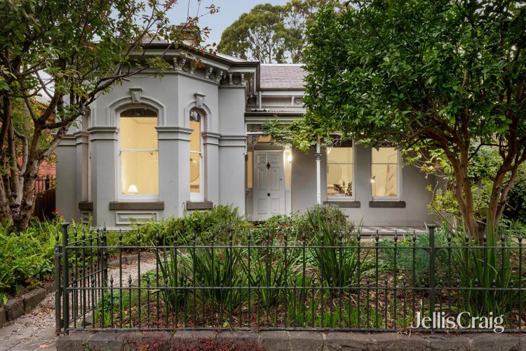 27 Kasouka Road Camberwell 3124