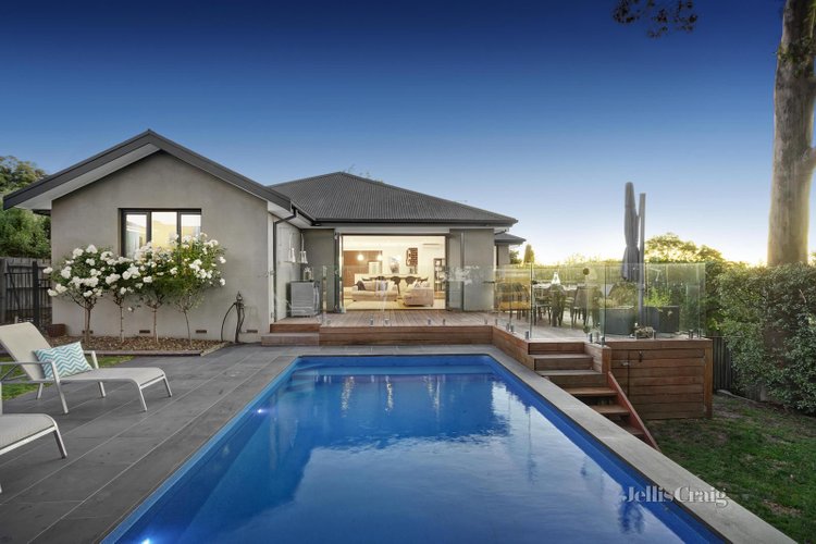 27 Maxia Road Doncaster East 3109