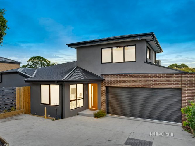 2 7 Meryl Street Doncaster East 3109