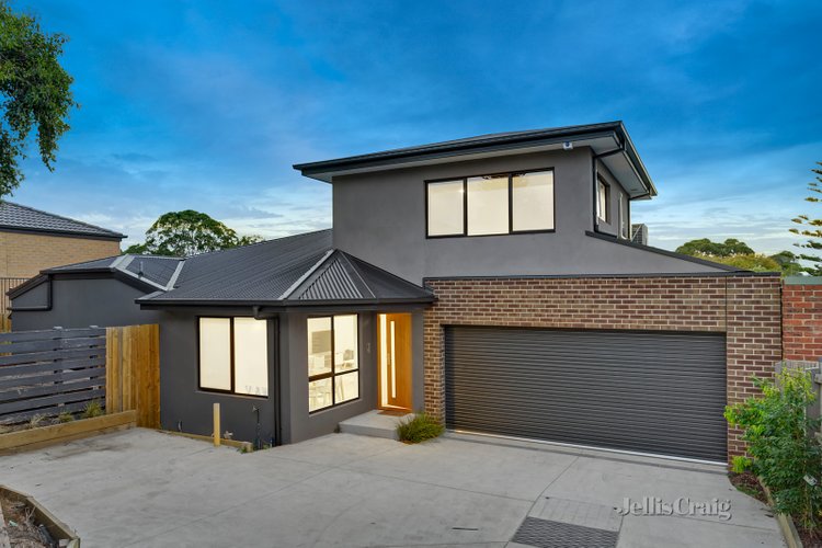 2/7 Meryl Street Doncaster East 3109