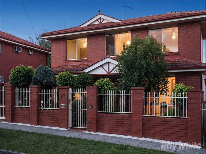 27 Munro Avenue Mount Waverley 3149
