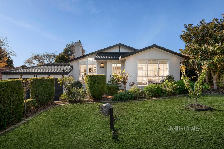 27 Partridge Way Mooroolbark 3138