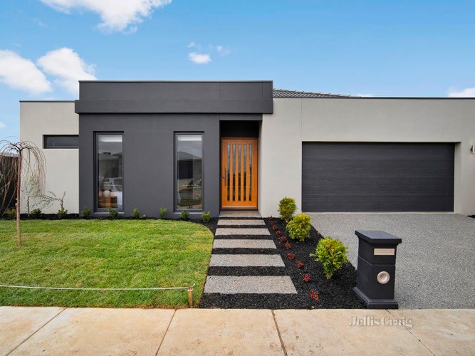 27 Paterson Street Lucas 3350
