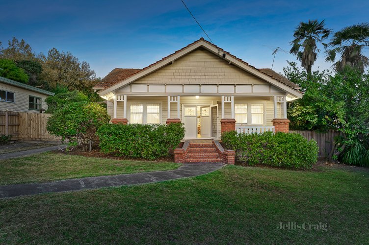 27 Pembroke Street Surrey Hills 3127